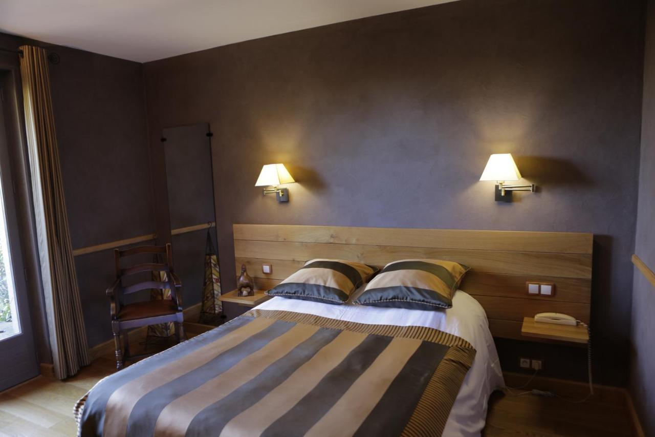 Logis Du Barrez Hotel
