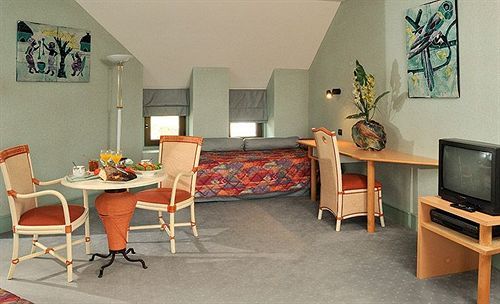 Hotel Logis Du Barrez