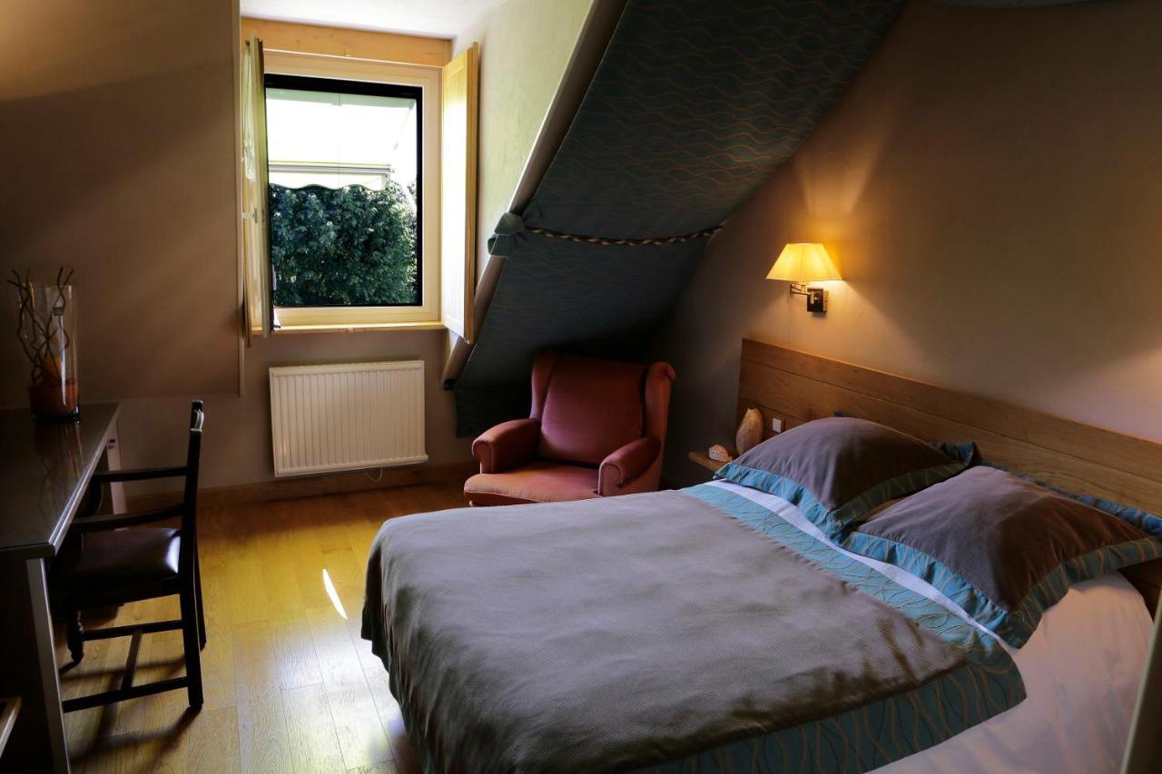Hotel Logis Du Barrez Mur-de-Barrez
