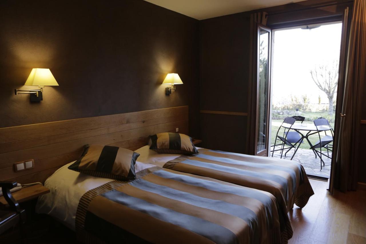 Hotel Logis Du Barrez 3*