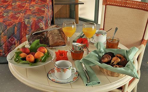 Logis Du Barrez Hotel