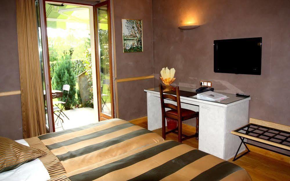Hotel Logis Du Barrez